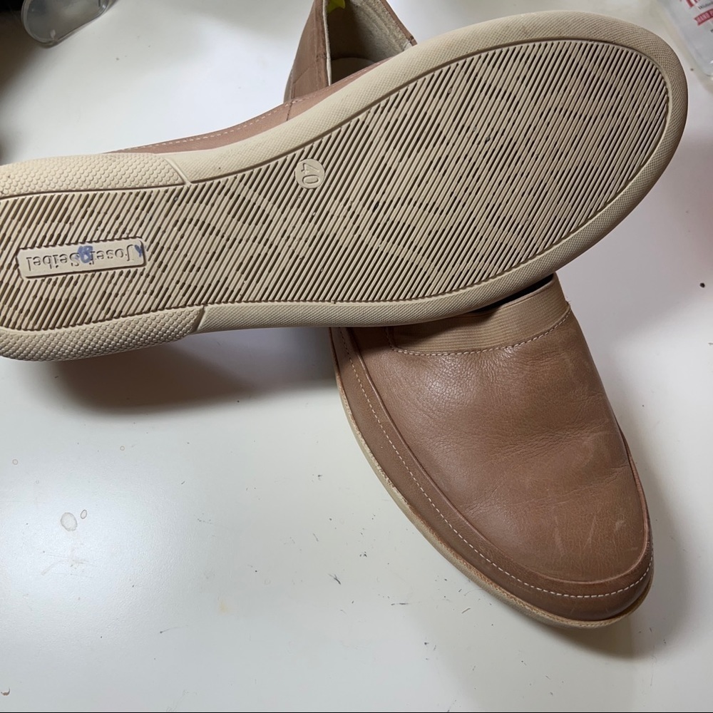 JOSEF SEIBEL Comfort slip one shoes. Size 40. Air reaction footbed. Beige. - Picture 2 of 7